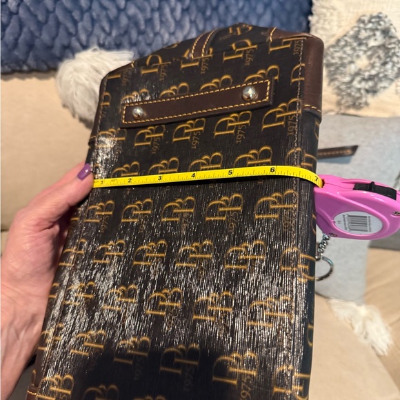 🤎Dooney & Bourke Monogram Set🤎 - Picture 11 of 13